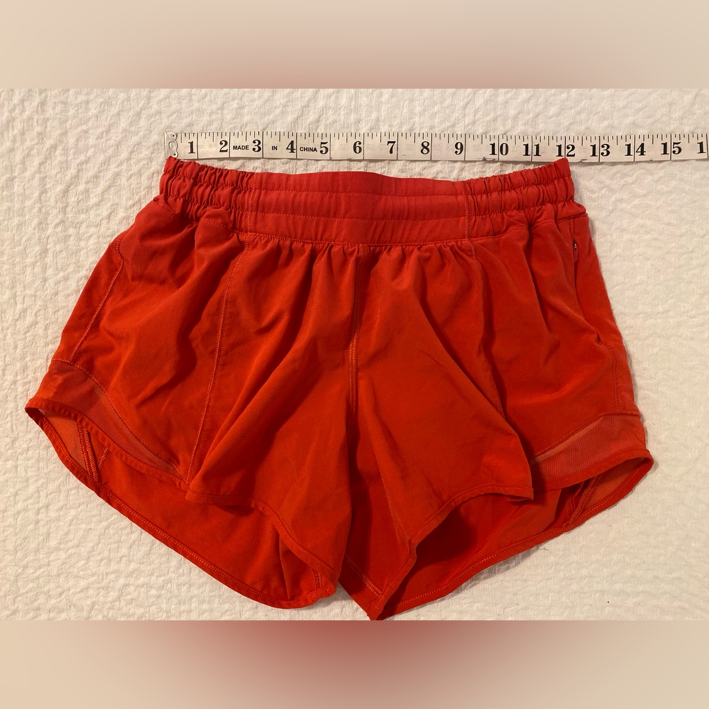 Lululemon - Hotty Hot Shorts - Size 6 - Carnation Red